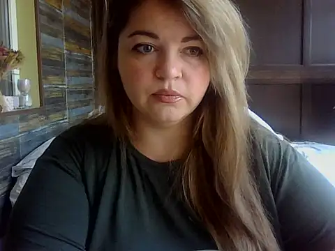 cute  cherry online show from July 17, 7:48 am