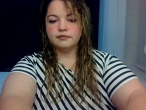cute  cherry online show from July 27, 7:43 pm