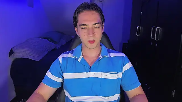 Alex smith00 online show from September 11, 11:38 pm