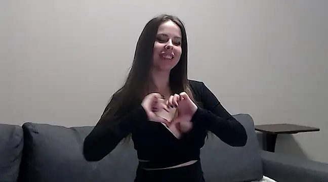 Melanie Scott Richerds online show from January 13, 8:15 pm