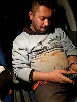 nemes2 online show from December 3, 3:54 pm