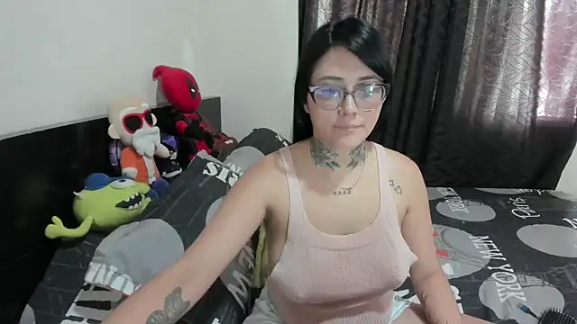 Snapshot of youth_lust69 chatting on May 11, 4:37 pm youth lust69 online show from May 11, 4:37 pm