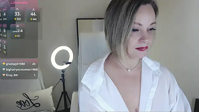 Snapshot of Tilly_Eliot chatting on March 10, 11:38 pm Tilly Eliot online show from March 10, 11:38 pm