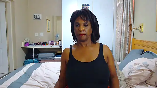 Snapshot of Hotgrannyx chatting on December 29, 1:17 pm Hotgrannyx online show from December 29, 1:17 pm