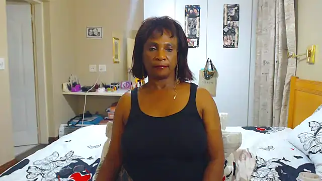 Snapshot of Hotgrannyx chatting on February 23, 6:56 pm Hotgrannyx online show from February 23, 6:56 pm