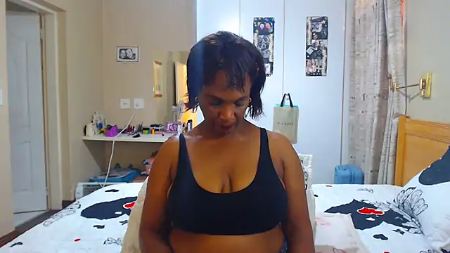 Snapshot of Hotgrannyx chatting on February 27, 7:12 am Hotgrannyx online show from February 27, 7:12 am