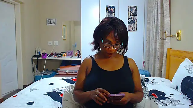Snapshot of Hotgrannyx chatting on March 12, 3:40 pm Hotgrannyx online show from March 12, 3:40 pm