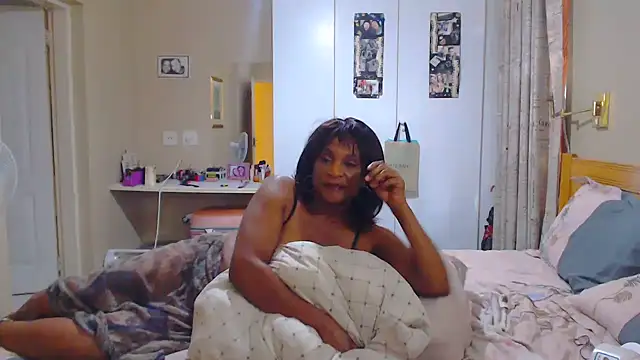 Snapshot of Hotgrannyx chatting on March 22, 2:03 pm Hotgrannyx online show from March 22, 2:03 pm