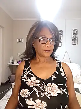 Snapshot of Hotgrannyx chatting on September 24, 2:04 am Hotgrannyx online show from September 24, 2:04 am