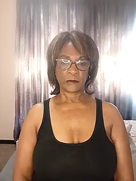 Snapshot of Hotgrannyx chatting on November 12, 6:36 am Hotgrannyx online show from November 12, 6:36 am