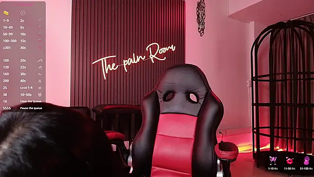 arianna smith  online show from September 21, 11:45 am