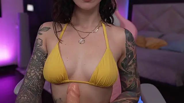 GirlGogo online show from November 6, 10:10 pm