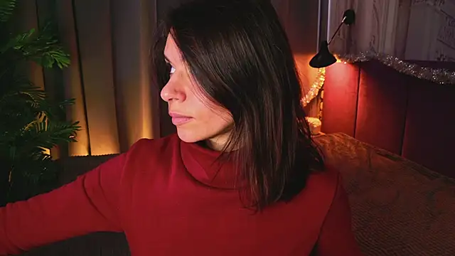 SofiaFoster  online show from December 14, 2:10 pm