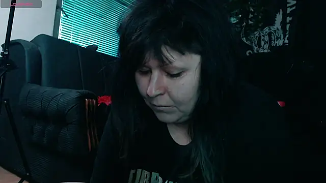 Psychobitch7 online show from June 17, 6:27 am