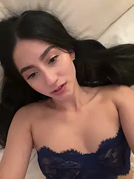 Snapshot of _Amatista chatting on February 14, 2:30 am Amatista online show from February 14, 2:30 am