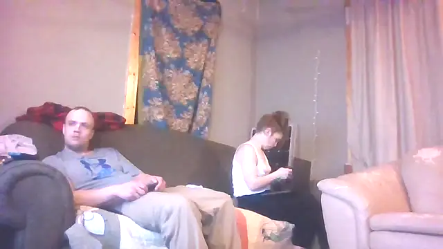 Dalton2288 online show from April 2, 6:00 am