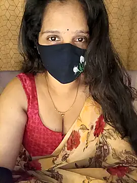 Rising Smiler online show from December 18, 6:25 pm