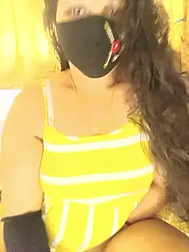 Snapshot of Rising_Smiler chatting on March 6, 10:12 am Rising Smiler online show from March 6, 10:12 am