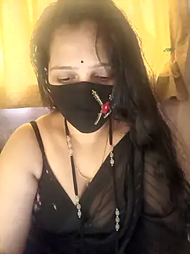 Snapshot of Rising_Smiler chatting on March 9, 8:51 am Rising Smiler online show from March 9, 8:51 am