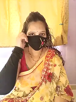 Snapshot of Rising_Smiler chatting on March 12, 8:09 am Rising Smiler online show from March 12, 8:09 am