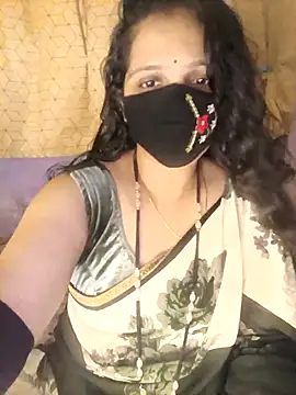 Snapshot of Rising_Smiler chatting on March 15, 6:14 pm Rising Smiler online show from March 15, 6:14 pm