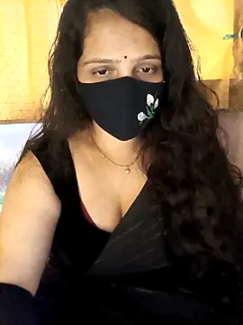 Snapshot of Rising_Smiler chatting on March 20, 10:31 am Rising Smiler online show from March 20, 10:31 am