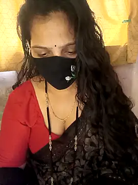 Snapshot of Rising_Smiler chatting on March 22, 10:07 am Rising Smiler online show from March 22, 10:07 am