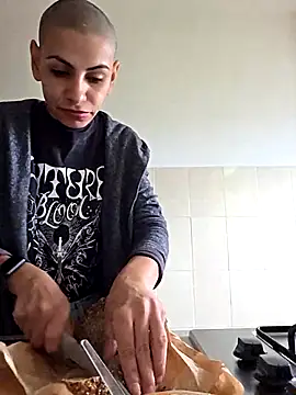 hotSANDRA STARR online show from October 10, 3:00 pm