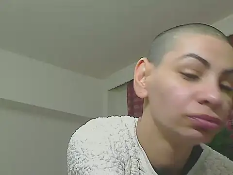 hotSANDRA STARR online show from December 21, 12:40 am