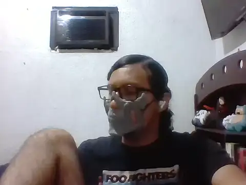 Snapshot of HardestPepe chatting on November 13, 2:10 am HardestPepe online show from November 13, 2:10 am