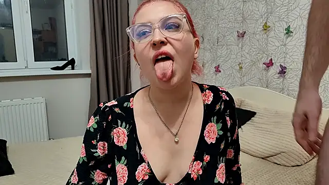 GenrikhBecca online show from February 19, 3:38 pm