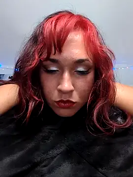 DesereaRose online show from May 17, 2:35 pm
