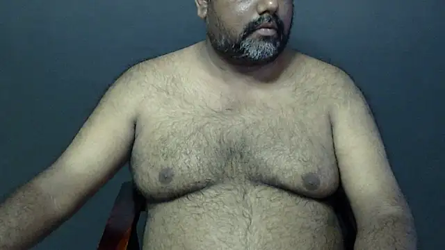 Snapshot of hairysubcub_70 chatting on September 28, 7:25 am hairysubcub 70 online show from September 28, 7:25 am
