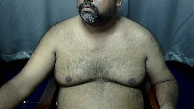 Snapshot of hairysubcub_70 chatting on October 3, 4:42 am hairysubcub 70 online show from October 3, 4:42 am