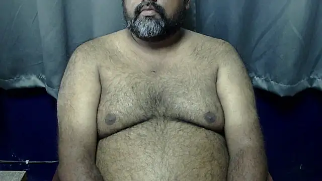 Snapshot of hairysubcub_70 chatting on October 14, 9:43 am hairysubcub 70 online show from October 14, 9:43 am