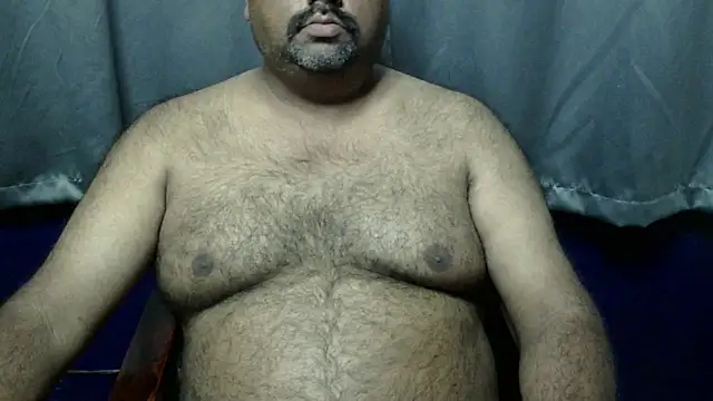 Snapshot of hairysubcub_70 chatting on October 29, 6:59 am hairysubcub 70 online show from October 29, 6:59 am