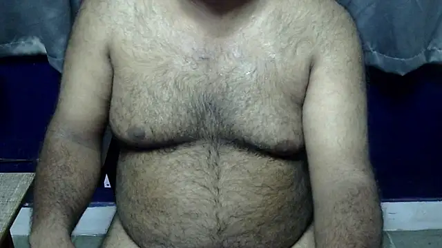Snapshot of hairysubcub_70 chatting on October 31, 3:57 pm hairysubcub 70 online show from October 31, 3:57 pm