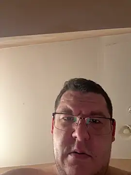 Snapshot of Tomi2244 chatting on February 16, 7:48 am Tomi2244 online show from February 16, 7:48 am