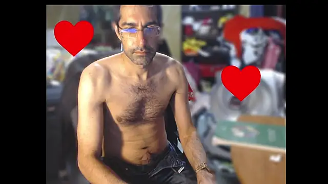 Snapshot of Gsmile1 chatting on January 28, 8:26 pm Gsmile1 online show from January 28, 8:26 pm