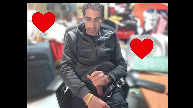 Snapshot of Gsmile1 chatting on February 2, 5:48 pm Gsmile1 online show from February 2, 5:48 pm