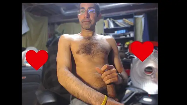 Snapshot of Gsmile1 chatting on March 5, 5:08 pm Gsmile1 online show from March 5, 5:08 pm