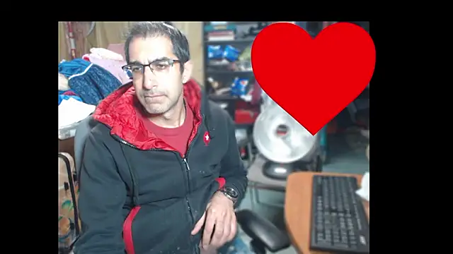 Snapshot of Gsmile1 chatting on March 8, 3:05 pm Gsmile1 online show from March 8, 3:05 pm