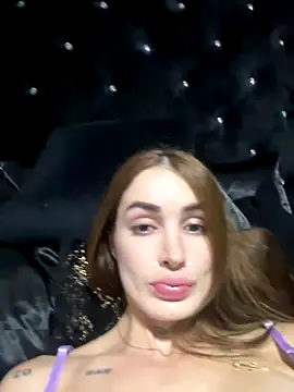 Snapshot of SofiaCarter chatting on November 27, 1:40 am SofiaCarter online show from November 27, 1:40 am