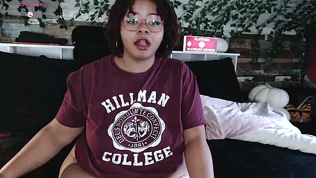 -khayaparker online show from December 26, 1:54 pm