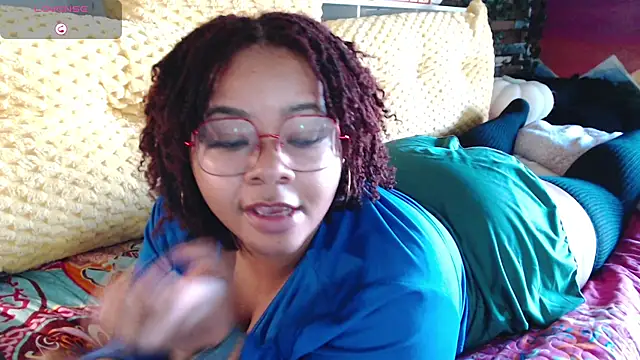 -khayaparker online show from January 3, 4:37 pm