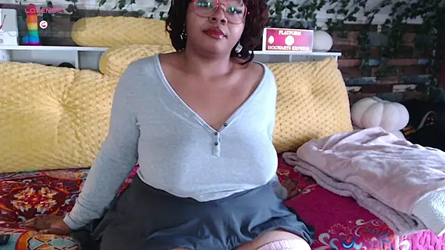 -khayaparker online show from January 31, 7:08 pm