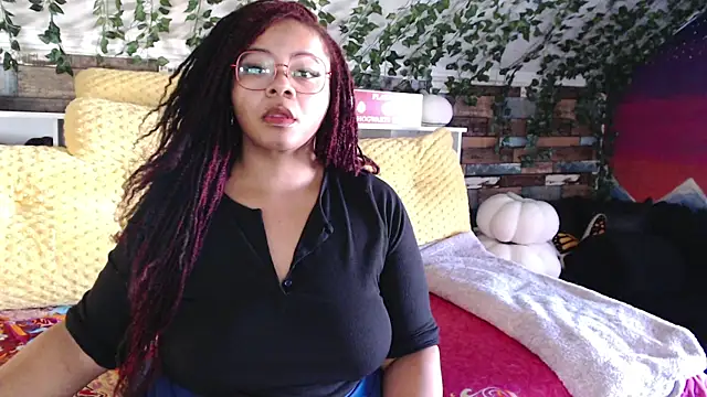 -khayaparker online show from February 7, 5:51 pm