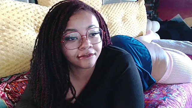 -khayaparker online show from February 7, 8:53 pm