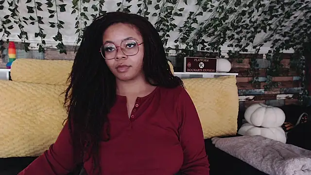 -khayaparker online show from February 12, 1:41 am