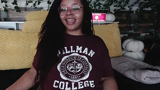 -khayaparker online show from February 12, 10:48 pm